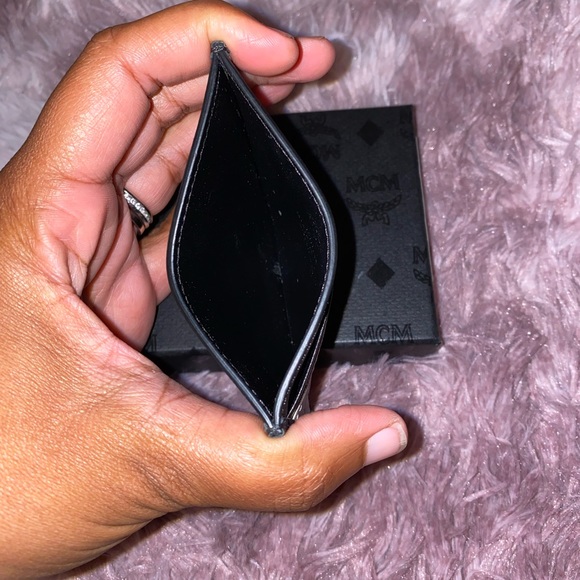 New MK card case - Picture 2 of 2